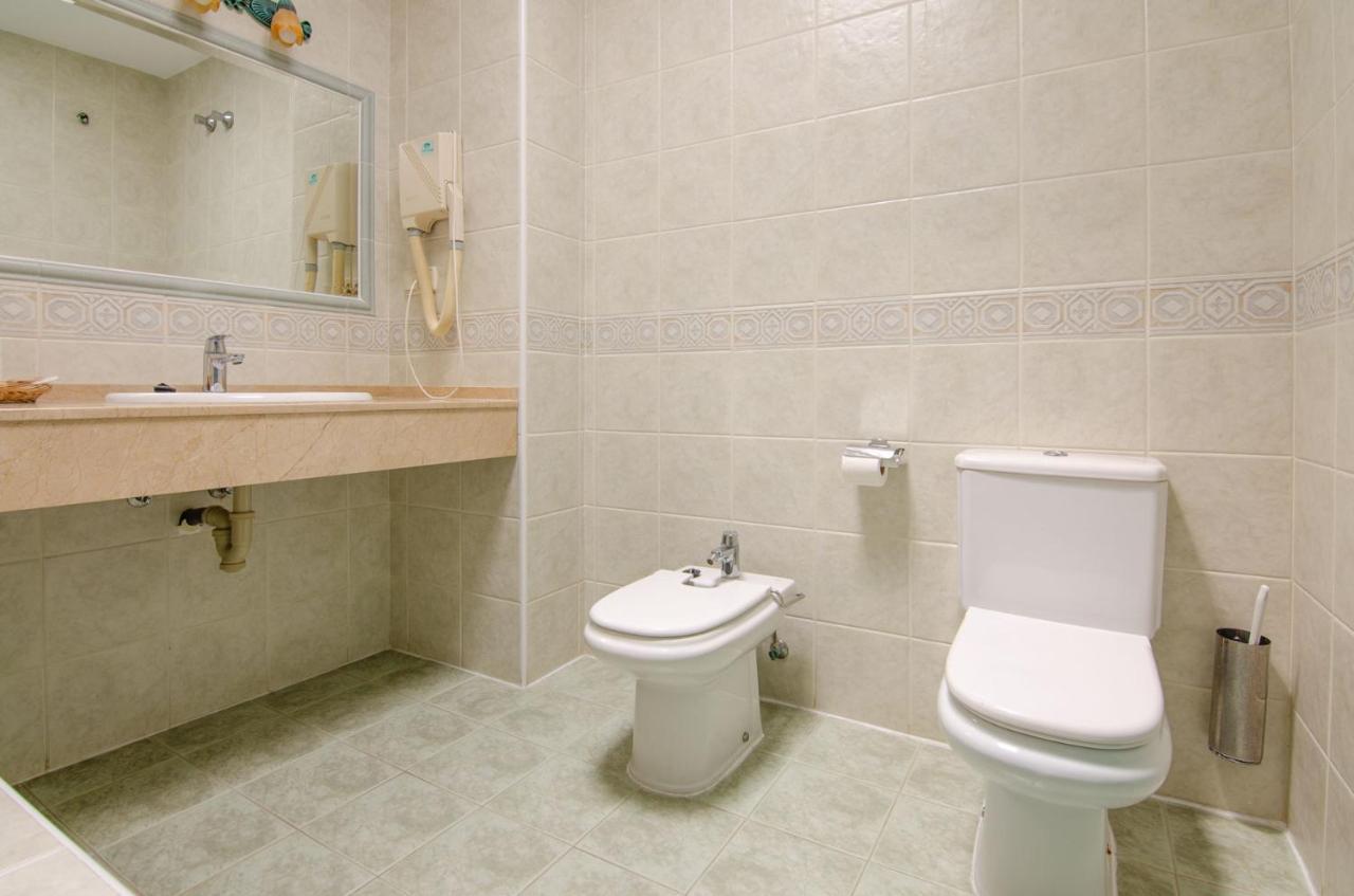 Hostal Manolo Garrucha Εξωτερικό φωτογραφία