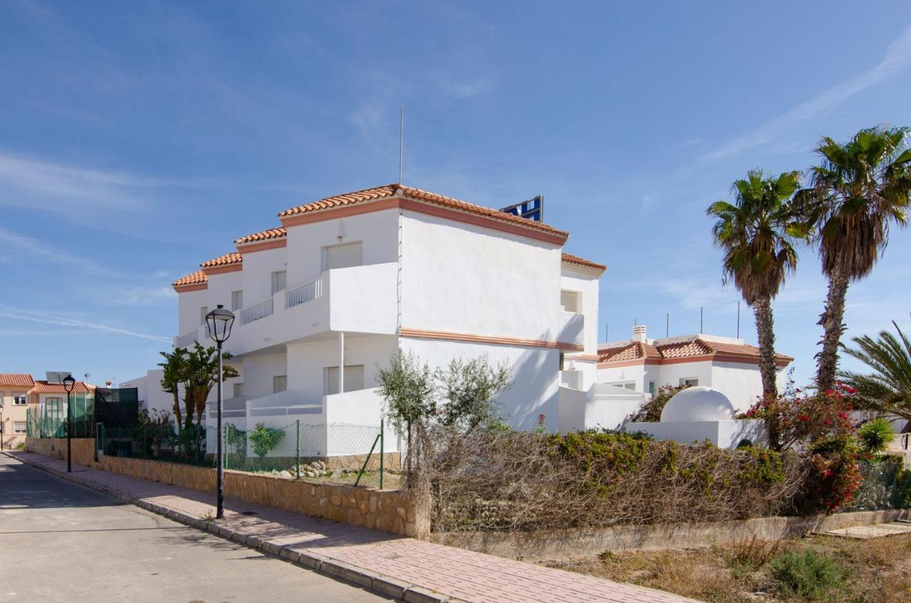 Hostal Manolo Garrucha Εξωτερικό φωτογραφία
